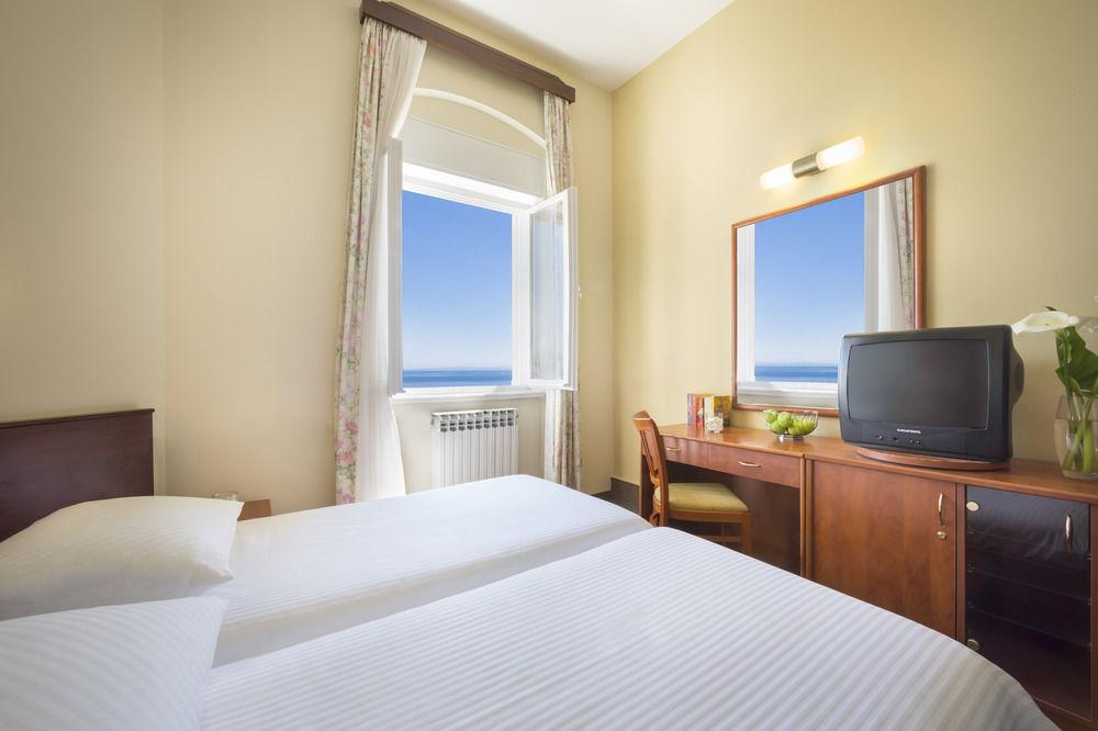 Hotel Istra - Liburnia Опатия Экстерьер фото